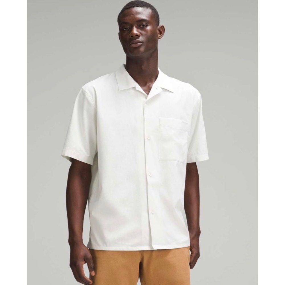 Lululemon Mens XL Lightweight Camp Collar Shirt Pocket Off White / Bone *No Tag*